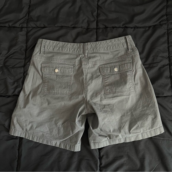 DNKY lowrise shorts - Picture 2 of 3